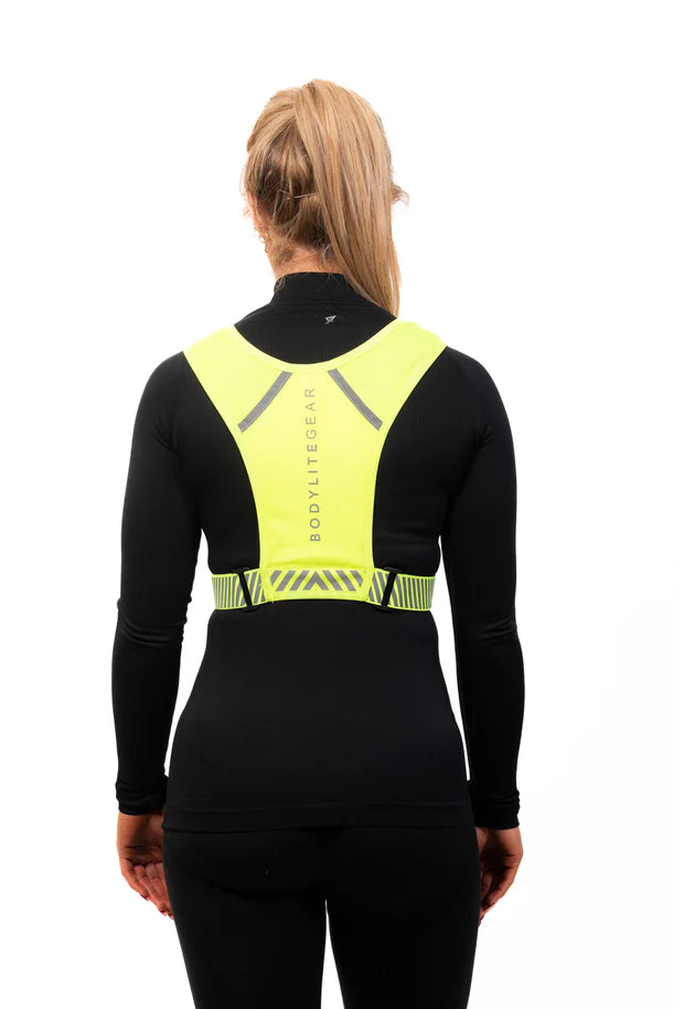Reflective Phone Holder Vest | BODYLITE | Portwest - The Outdoor Shop