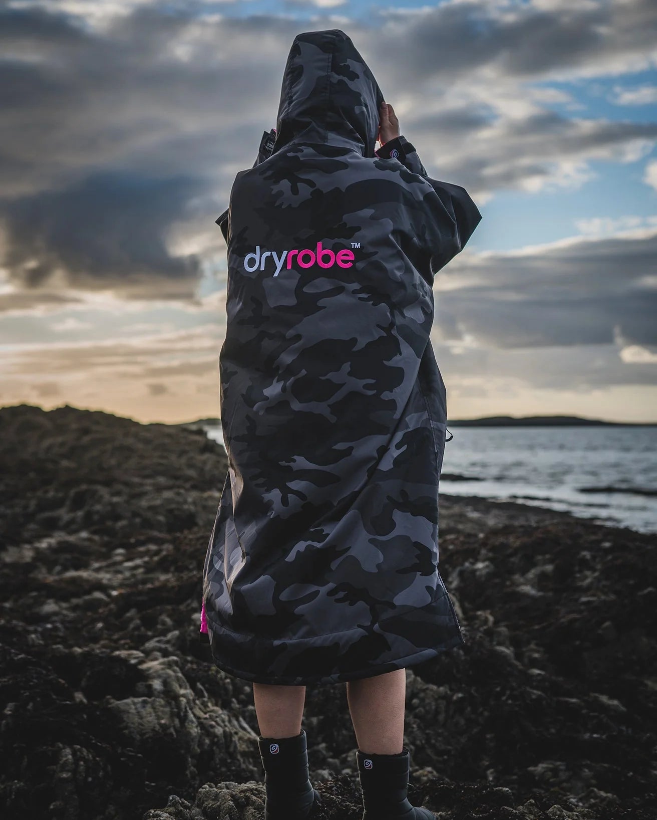 Advance Long Sleeve Changing Robe | Dryrobe | Portwest - The Outdoor Shop