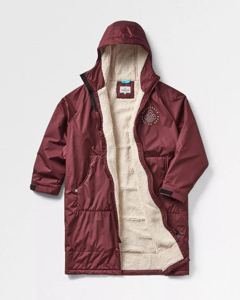 Escapism Recycled Sherpa Lined Changing Robe | Passenger | Portwest - The Outdoor Shop