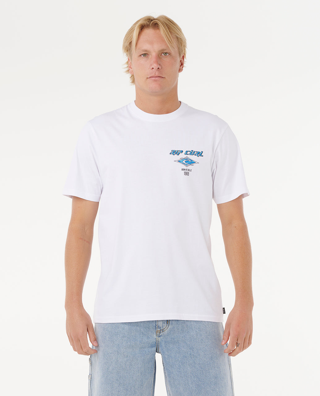 Ripcurl Fade Out Icon Short Sleeve Tee | RIPCURL | Portwest - The Outdoor Shop
