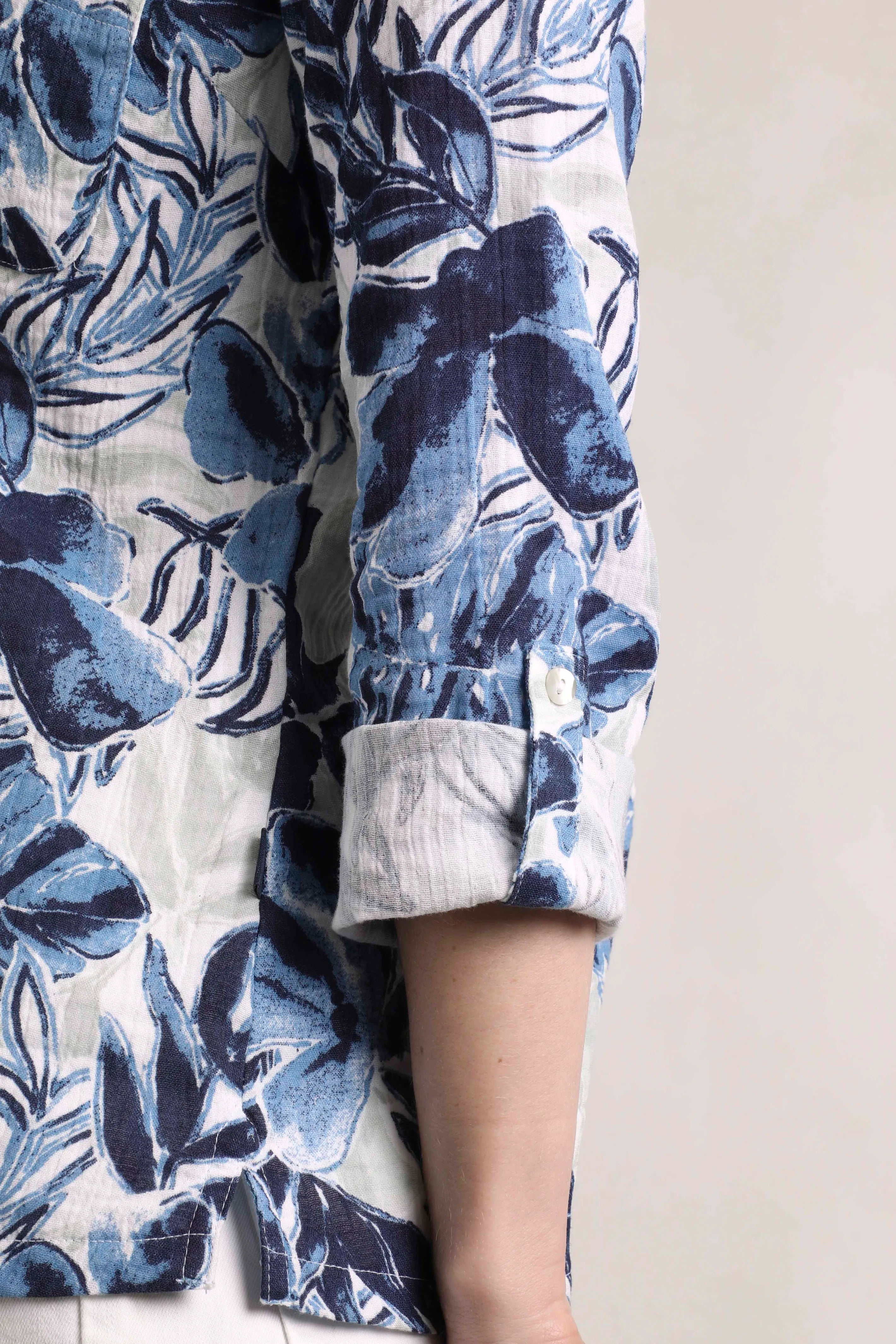 Women's Syona Organic Cotton Double Cloth Printed Shirt | Weird Fish | Portwest - The Outdoor Shop