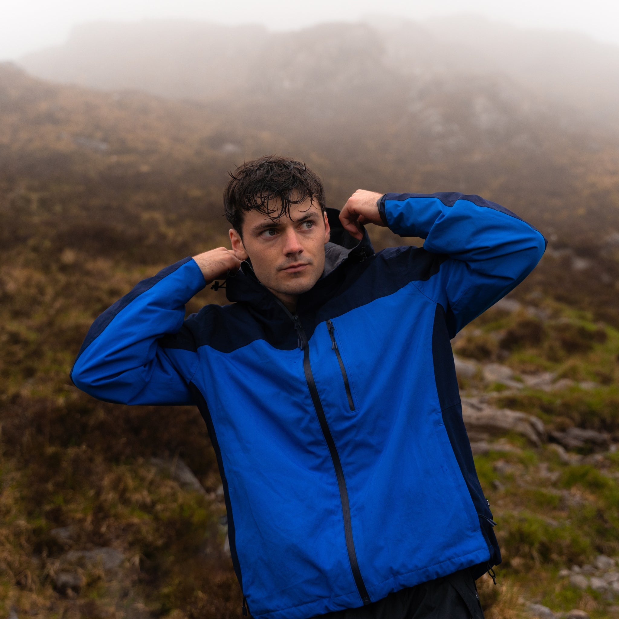 Mens travel on sale rain jacket