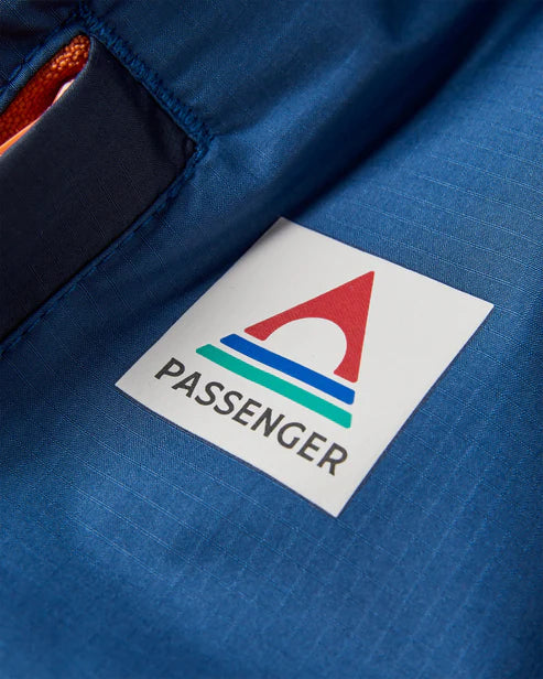 Waves Recycled Sherpa Lined Changing Robe | Passenger | Portwest - The Outdoor Shop