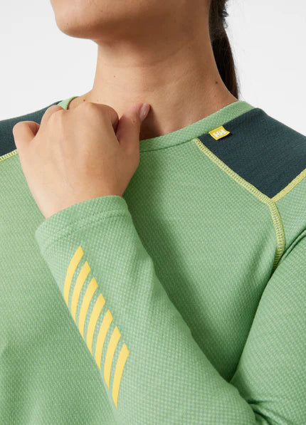 Women's LIFA® Merino Midweight Crew Base Layer | Helly Hansen | Portwest - The Outdoor Shop
