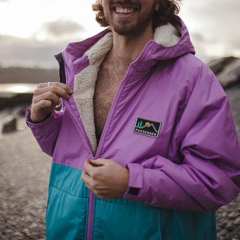 Roaming Recycled Sherpa Lined Changing Robe | Passenger | Portwest - The Outdoor Shop