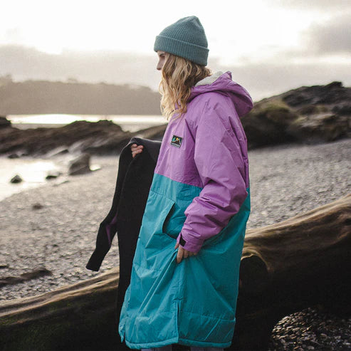 Roaming Recycled Sherpa Lined Changing Robe | Passenger | Portwest - The Outdoor Shop