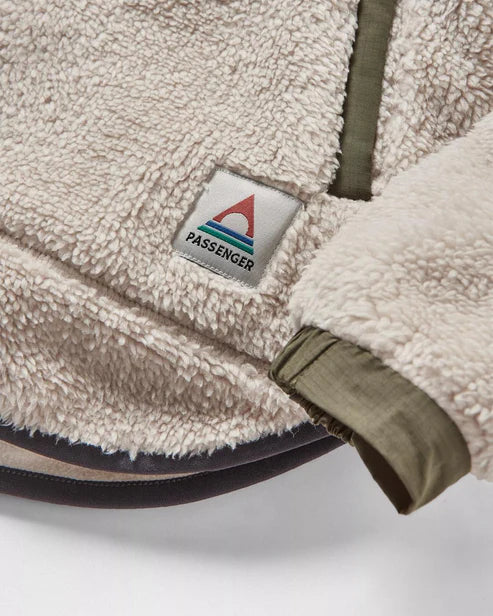 Beaumont Recycled Sherpa Hooded Fleece | Passenger | Portwest - The Outdoor Shop