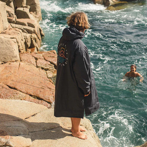 Escapism Recycled Towel Lined Changing Robe | Passenger | Portwest - The Outdoor Shop