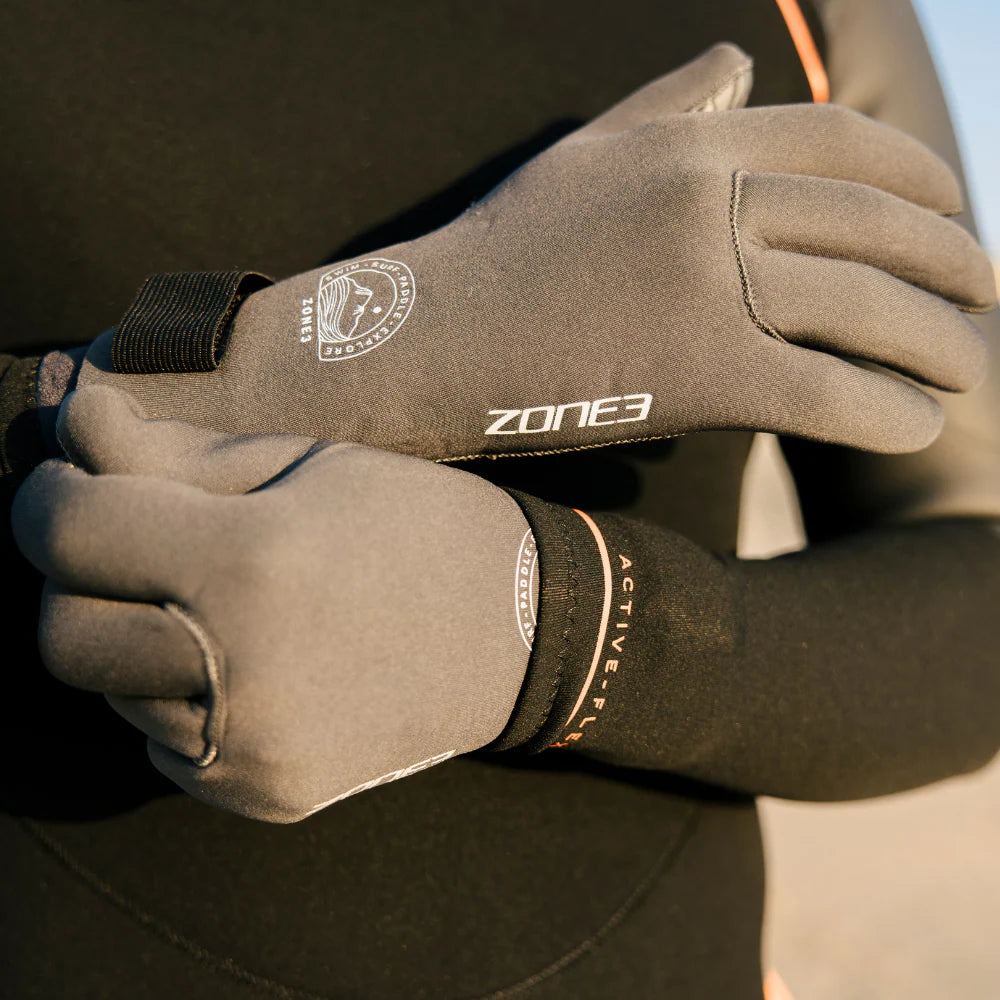 ZONE 3 Active-Flex Swim Gloves | Zone 3 | Portwest - The Outdoor Shop