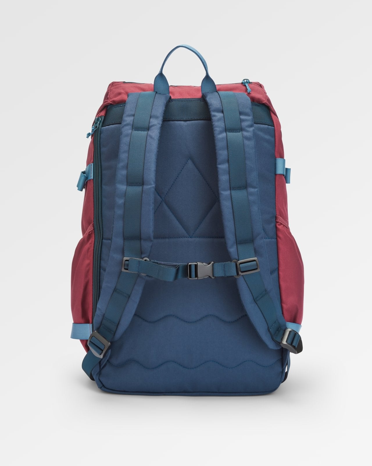 Passenger Boondocker Recycled 26L Backpack