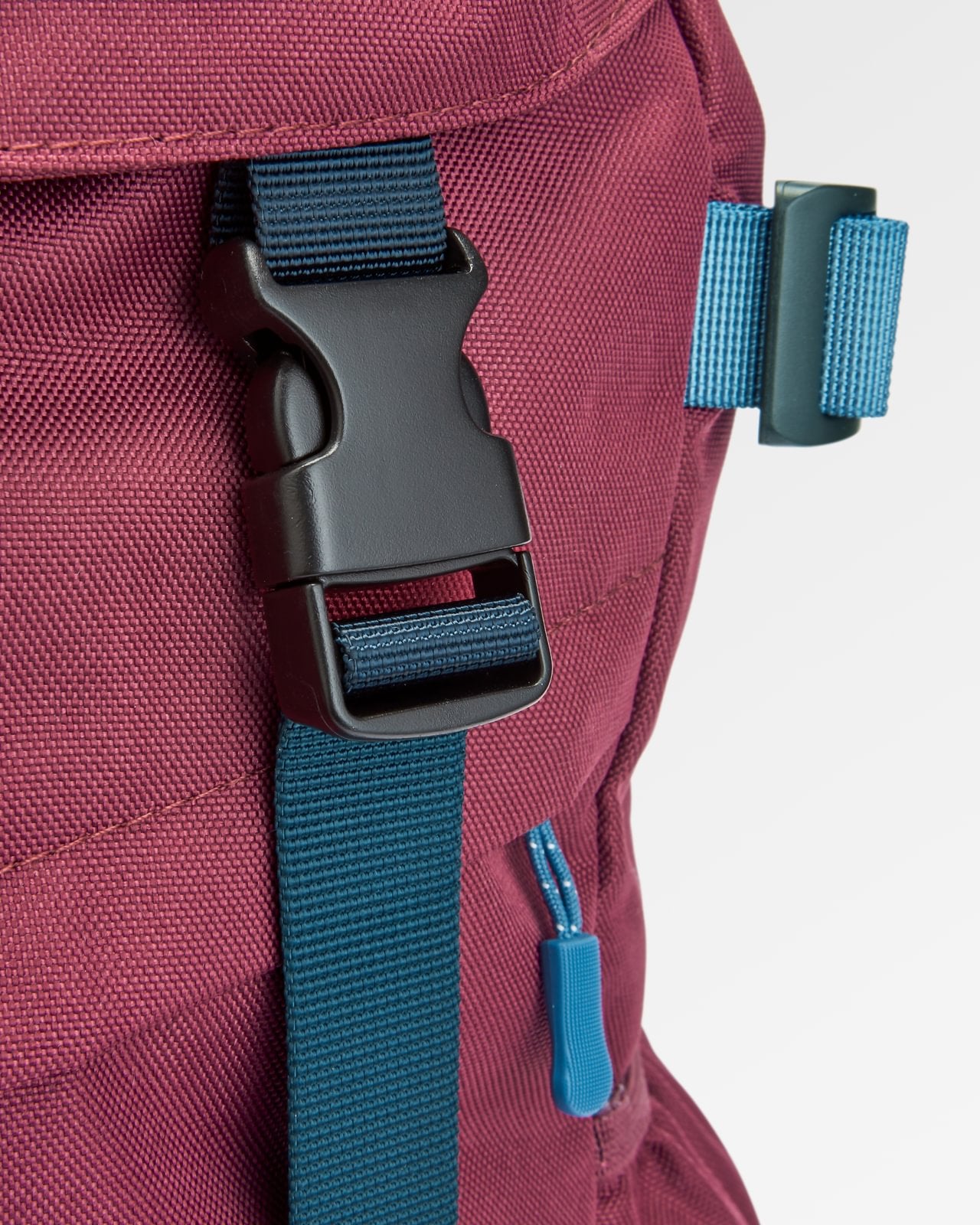 Passenger Boondocker Recycled 26L Backpack
