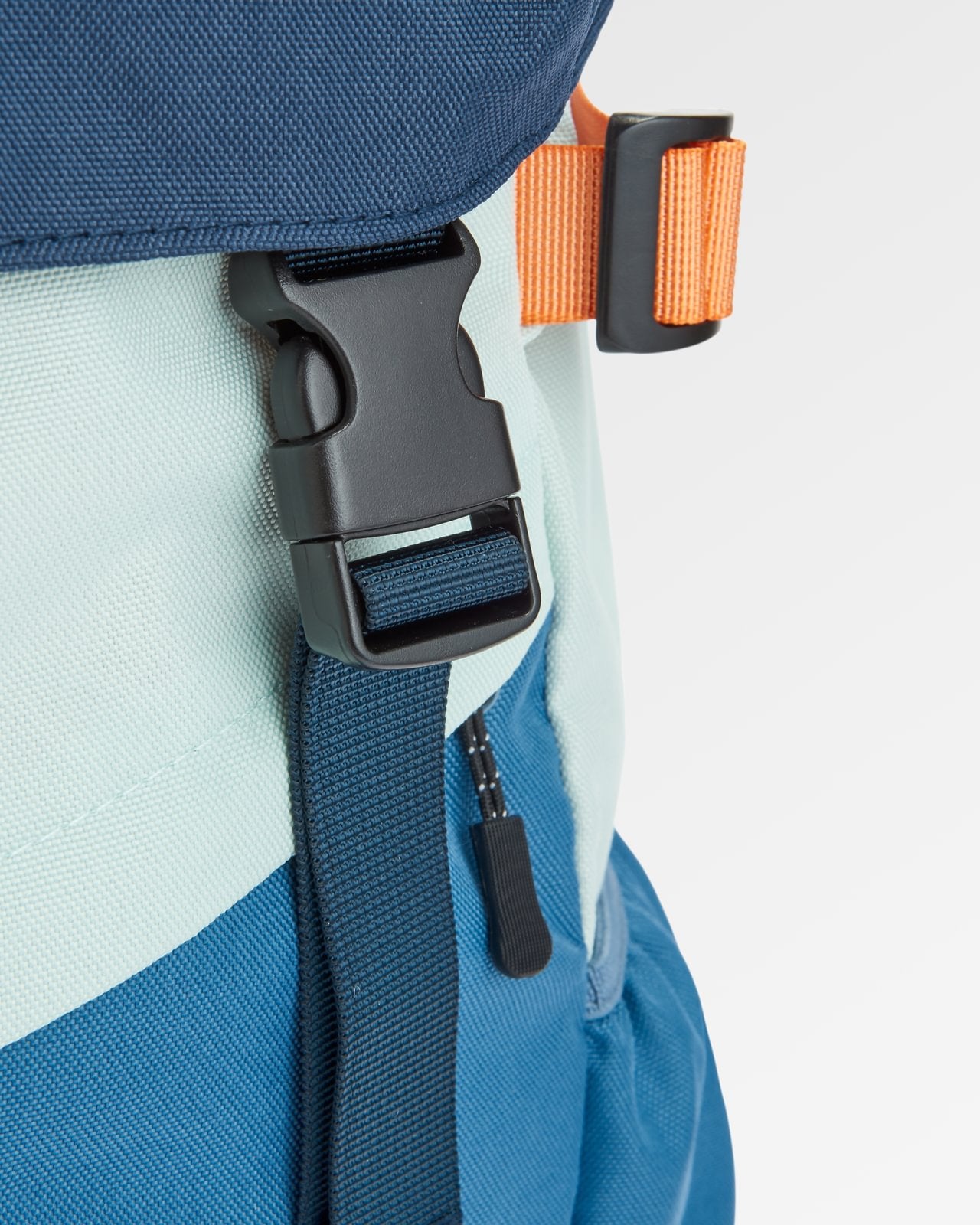 Passenger Boondocker Recycled 26L Backpack