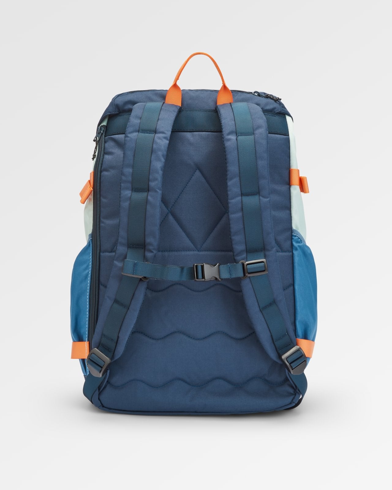 Passenger Boondocker Recycled 26L Backpack