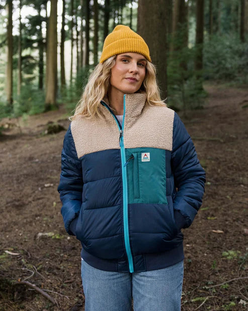 Inspire Recycled Insulated Jacket | Passenger | Portwest - The Outdoor Shop