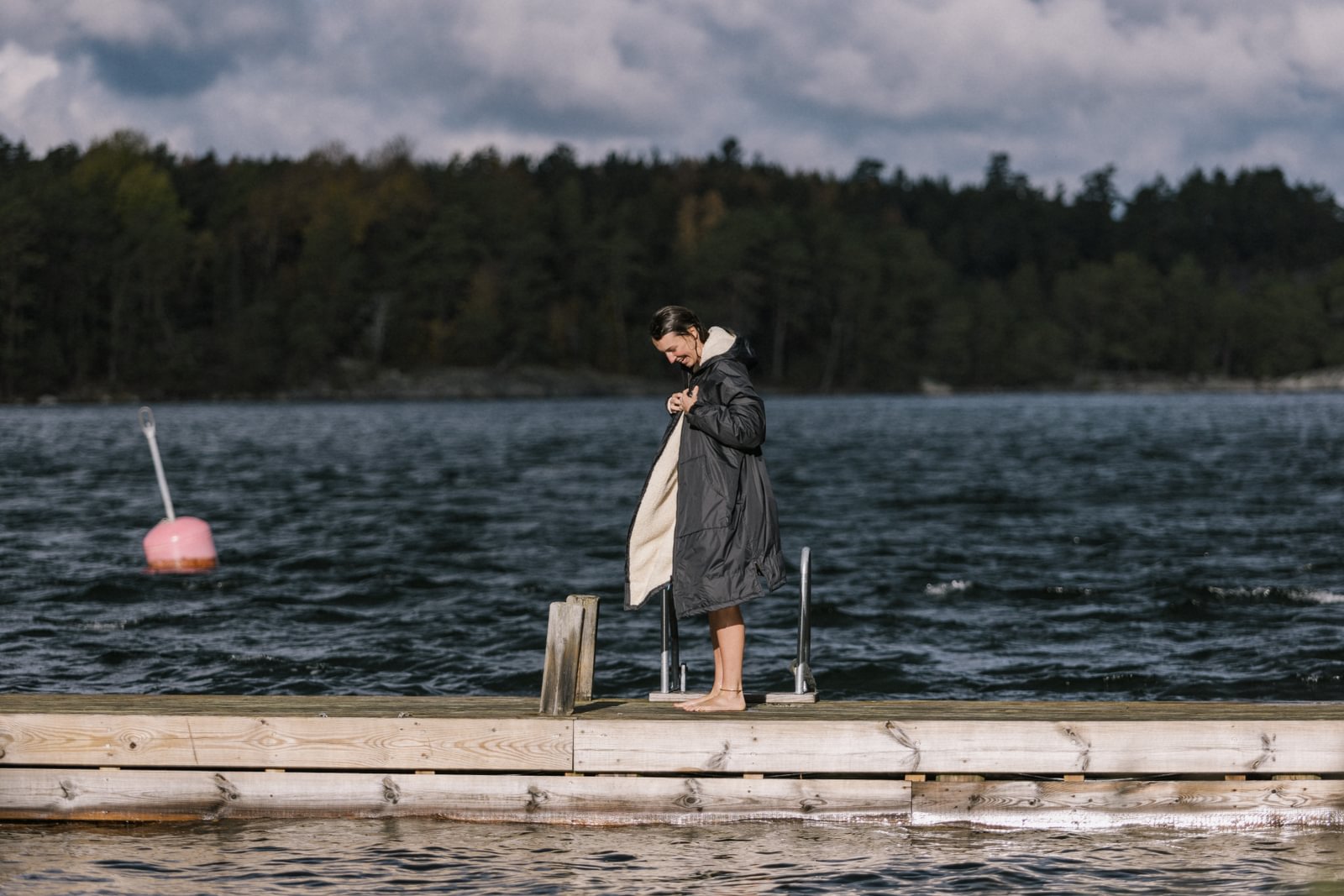 Passenger Escapism Recycled Sherpa Lined Changing Robe