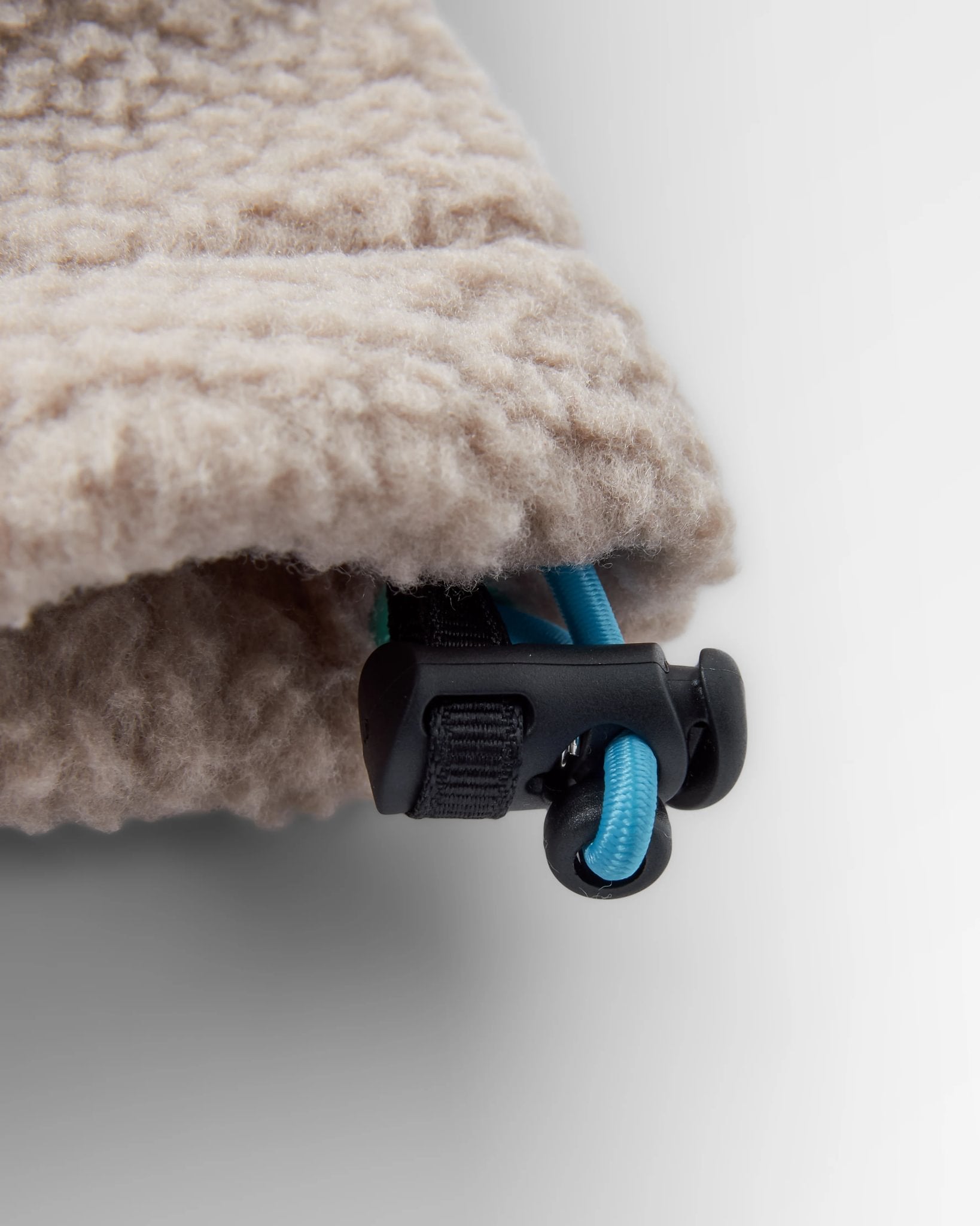 Passenger Women's Fairbanks Sherpa Gilet