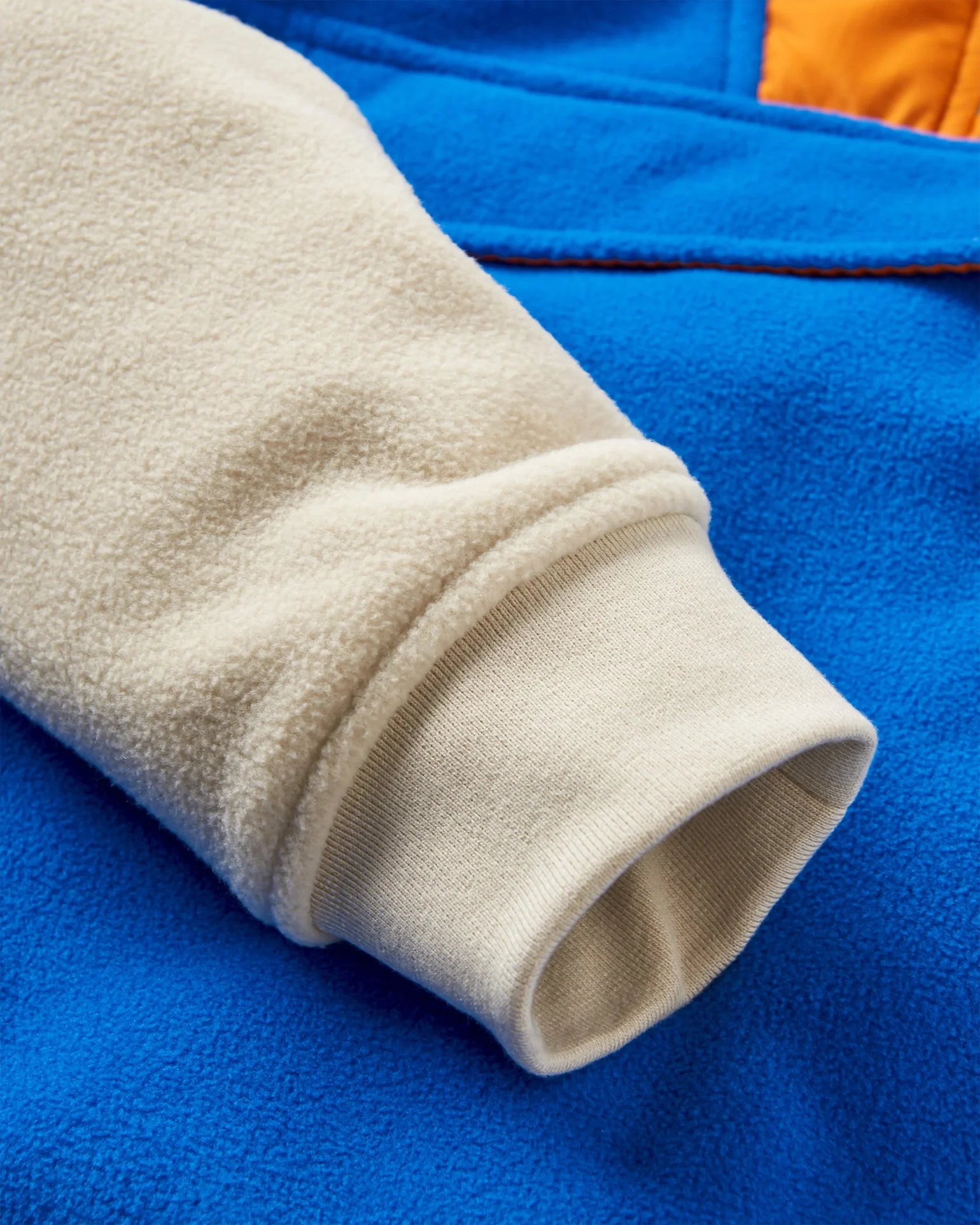 Alexander Recycled Polar Hooded Fleece | Passenger | Portwest - The Outdoor Shop