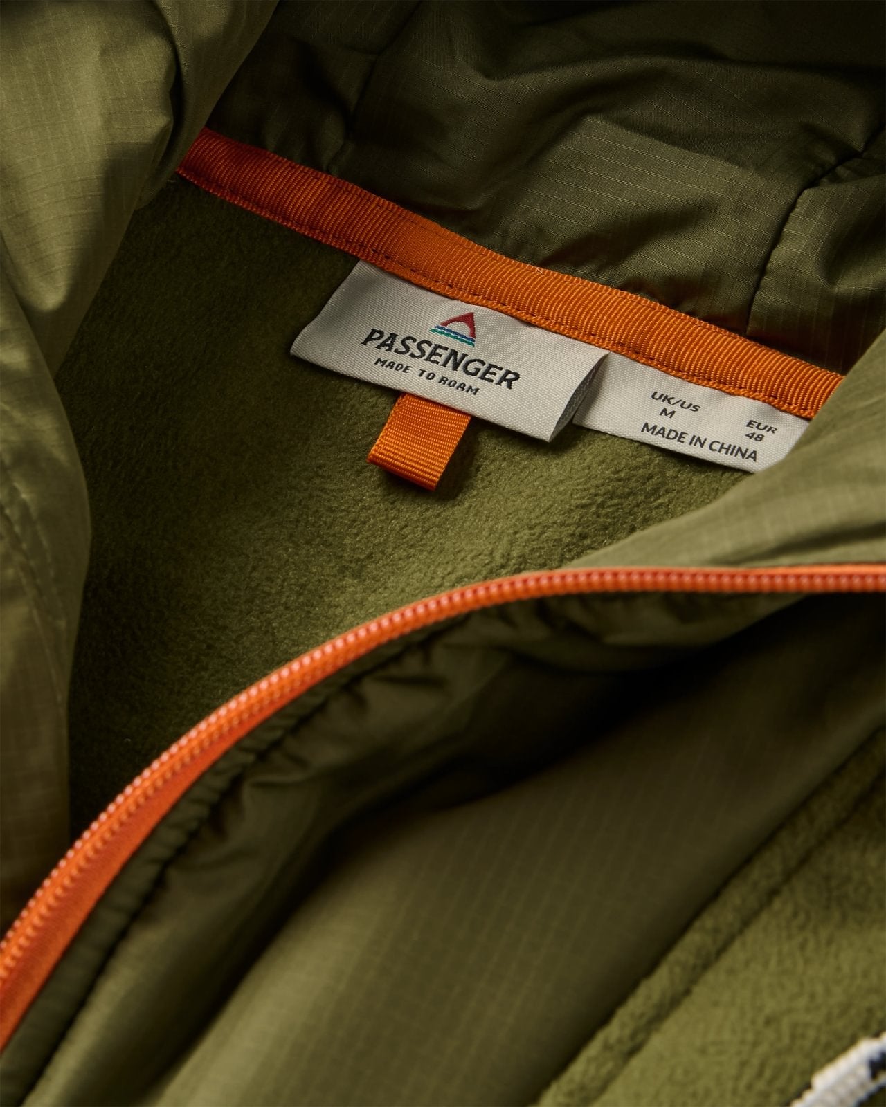 Passenger Woodland Hooded 1/2 Zip Recycled Polar Fleece | Passenger | Portwest - The Outdoor Shop