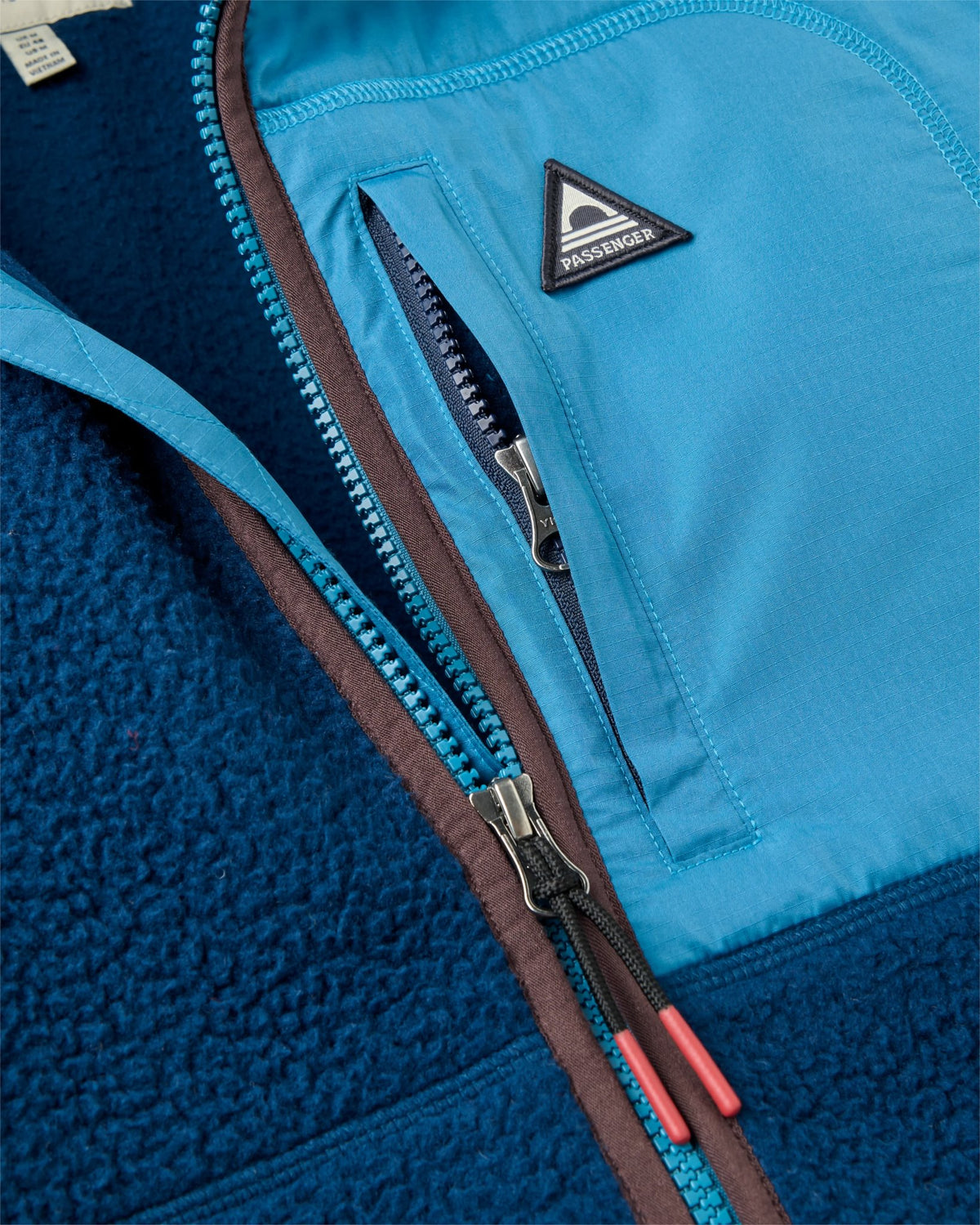 Passenger Offgrid Recycled Fleece Hooded Sherpa Fleece