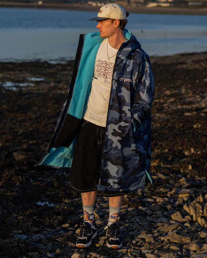 Dryrobe® Advance Changing Robe | Dryrobe | Portwest - The Outdoor Shop