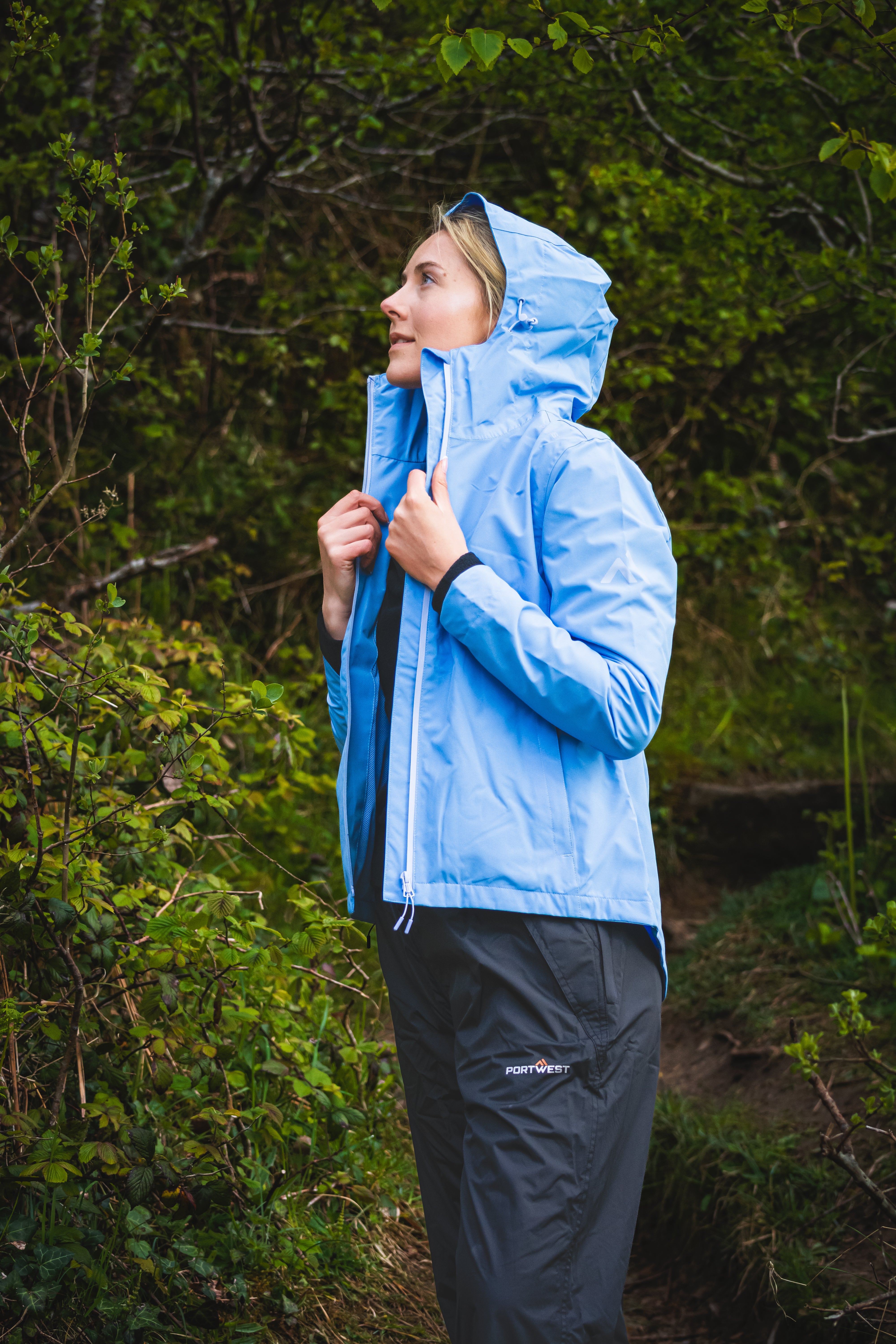 Portwest Women's Clifden Rain Jacket | PORTWEST | Portwest - The Outdoor Shop