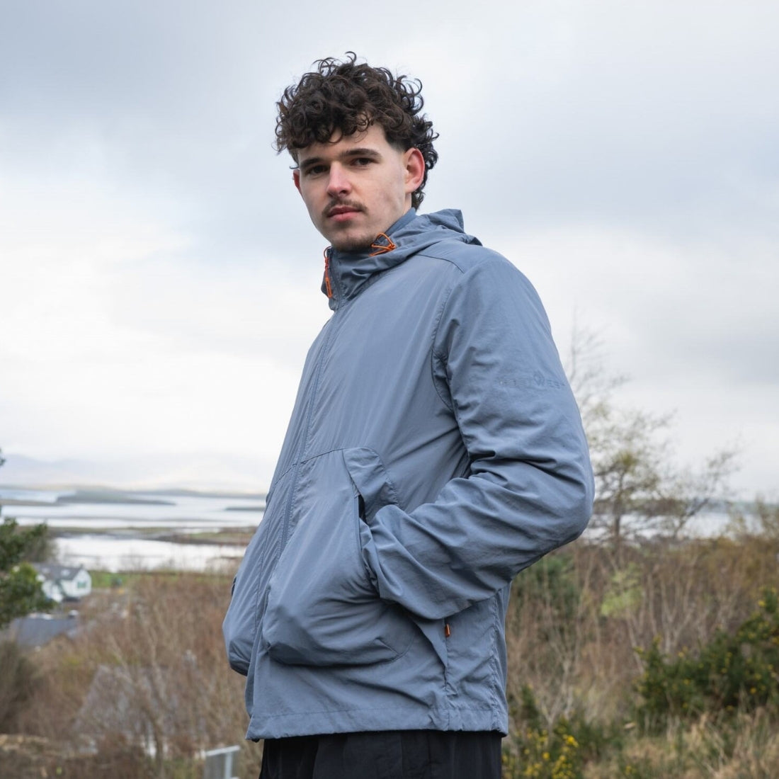 Portwest Pakka Men’s Packable Showerproof Jacket | Portwest | Portwest - The Outdoor Shop