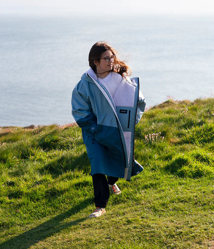 Dryrobe® Advance Kids Long Sleeve Changing Robe | Dryrobe | Portwest - The Outdoor Shop