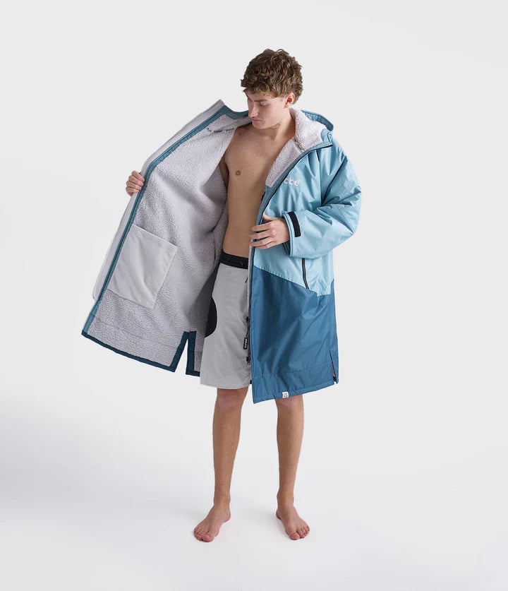 Dryrobe® Advance Changing Robe | Dryrobe | Portwest - The Outdoor Shop