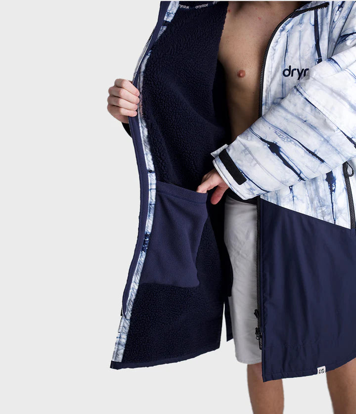 Dryrobe® Advance Changing Robe | Dryrobe | Portwest - The Outdoor Shop