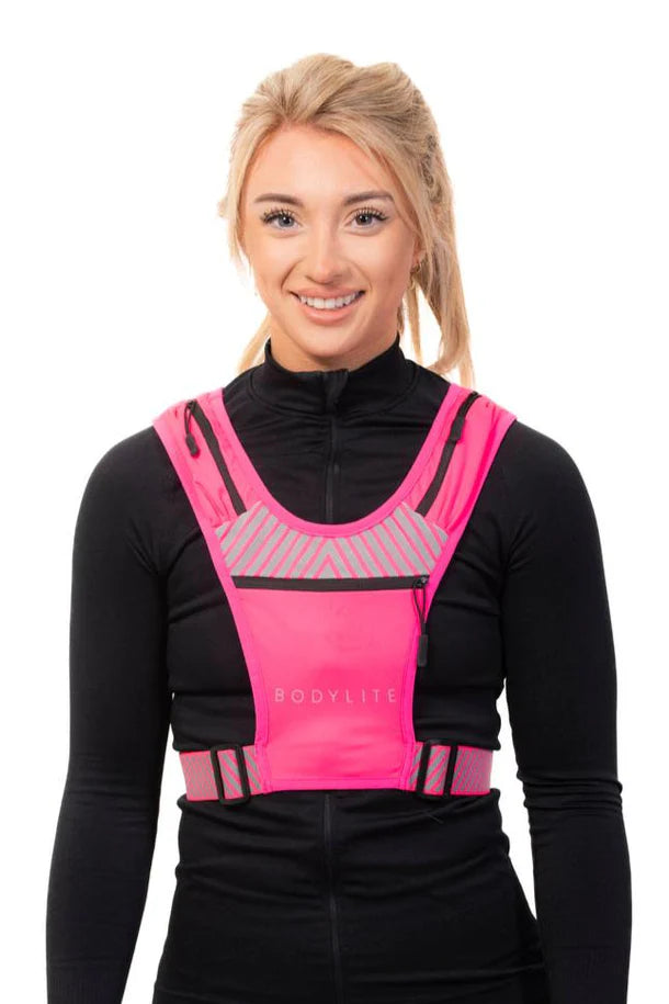 Reflective Phone Holder Vest | BODYLITE | Portwest - The Outdoor Shop