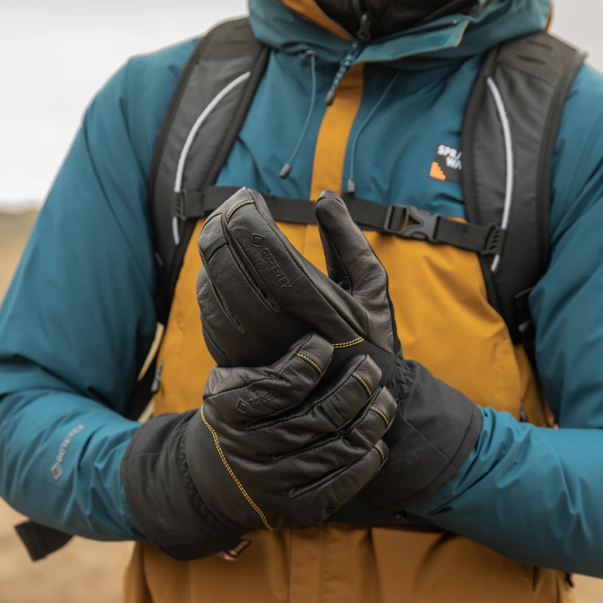 Trekmates Gully GORE-TEX Glove