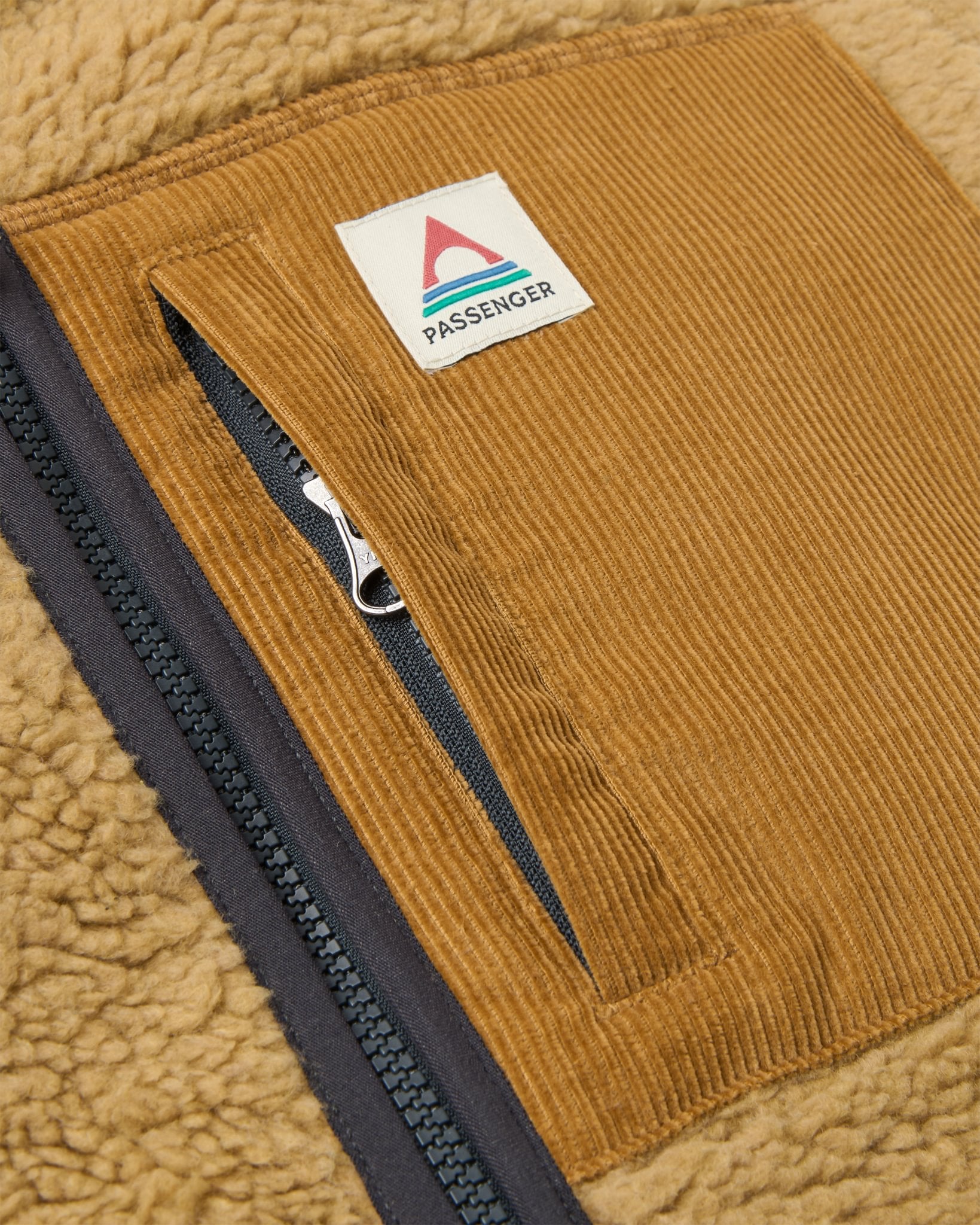 Passenger Trekker 2.0 Recycled Deep-Pile Sherpa Fleece | Passenger | Portwest - The Outdoor Shop