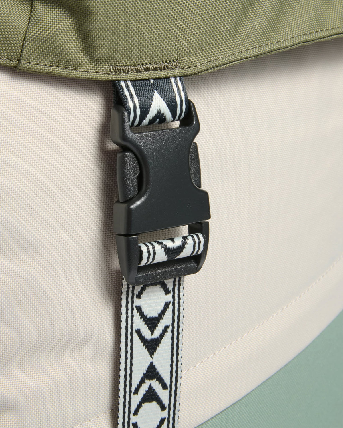 Passenger Boondocker 26L Backpack