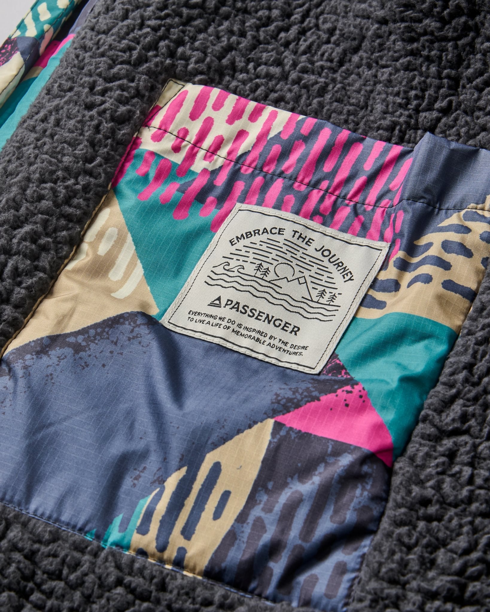 Passenger Waves Recycled Sherpa Lined Changing Robe | Passenger | Portwest - The Outdoor Shop