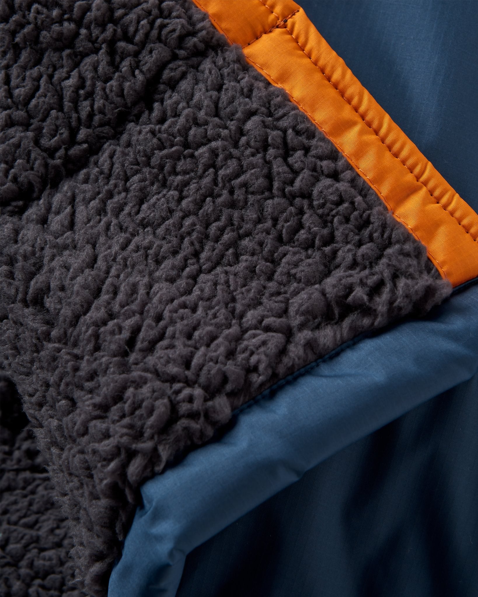 Passenger Waves Recycled Sherpa Lined Changing Robe | Passenger | Portwest - The Outdoor Shop