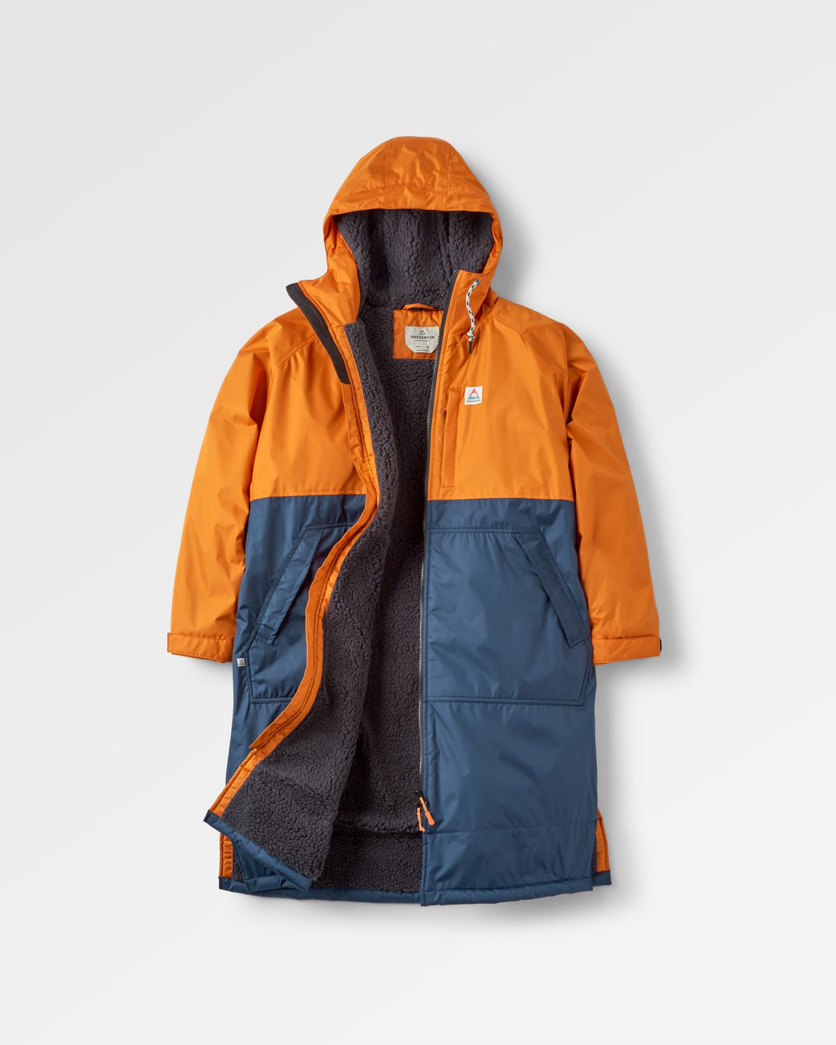 Passenger Waves Recycled Sherpa Lined Changing Robe | Passenger | Portwest - The Outdoor Shop
