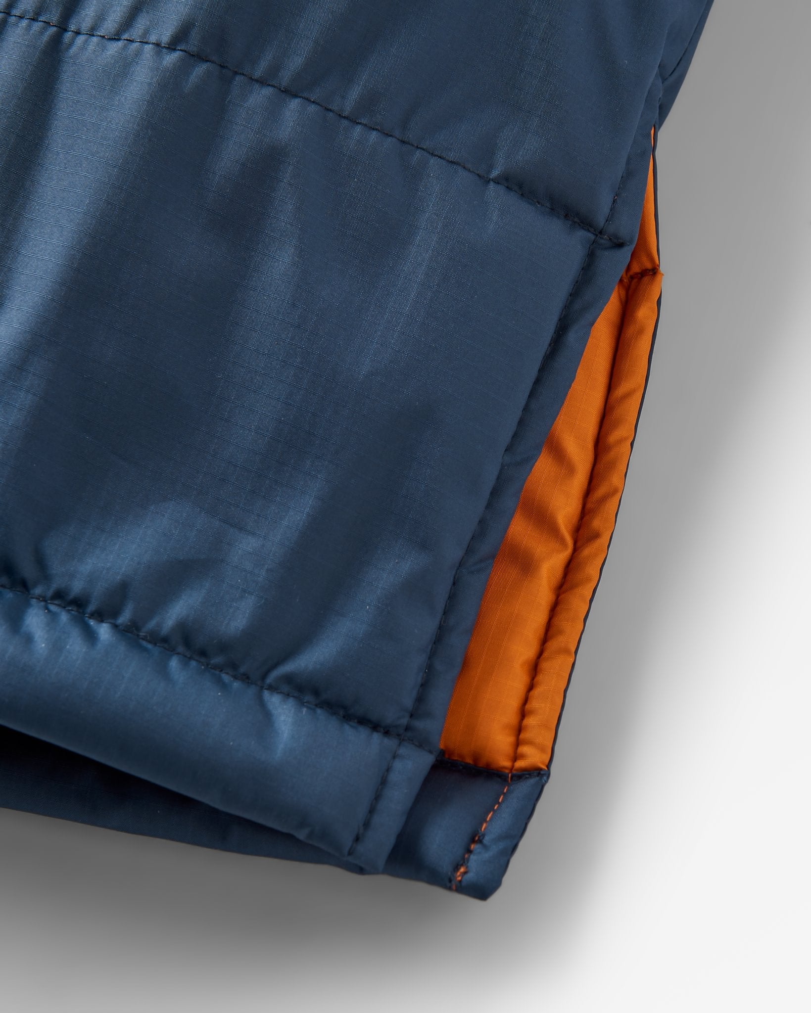 Passenger Waves Recycled Sherpa Lined Changing Robe | Passenger | Portwest - The Outdoor Shop