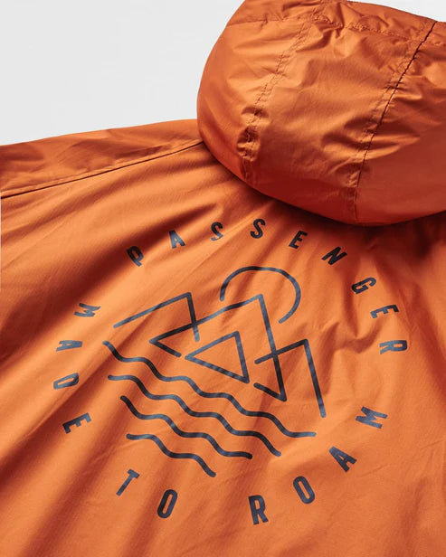 Escapism Recycled Sherpa Lined Changing Robe | Passenger | Portwest - The Outdoor Shop