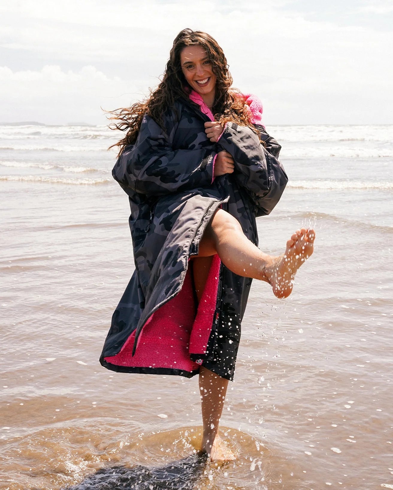 Advance Long Sleeve Changing Robe | Dryrobe | Portwest - The Outdoor Shop