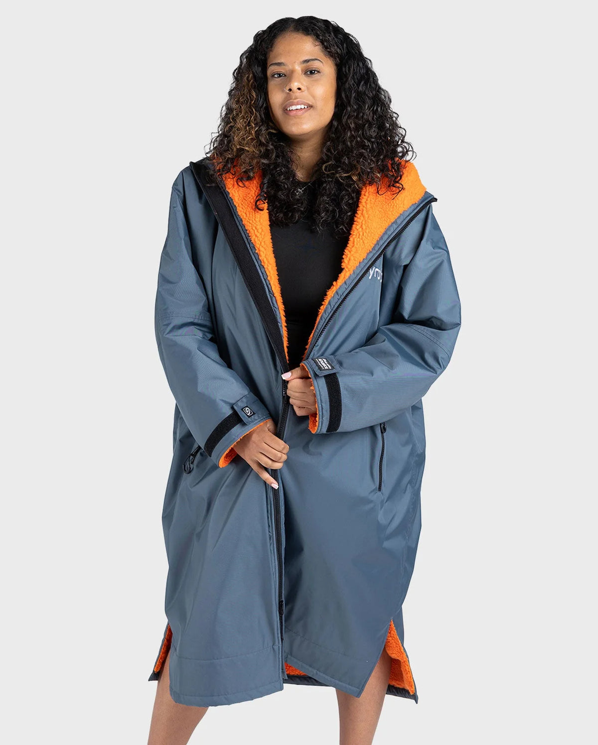Advance Long Sleeve Changing Robe | Dryrobe | Portwest - The Outdoor Shop