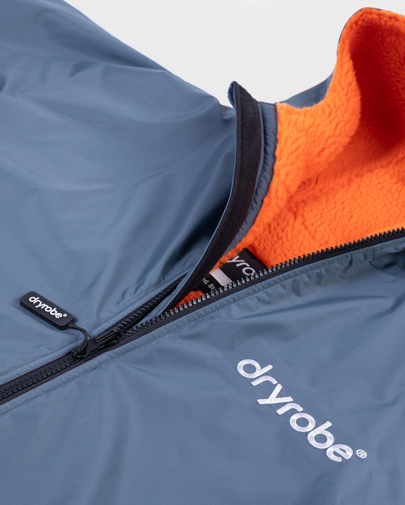 Advance Long Sleeve Changing Robe | Dryrobe | Portwest - The Outdoor Shop
