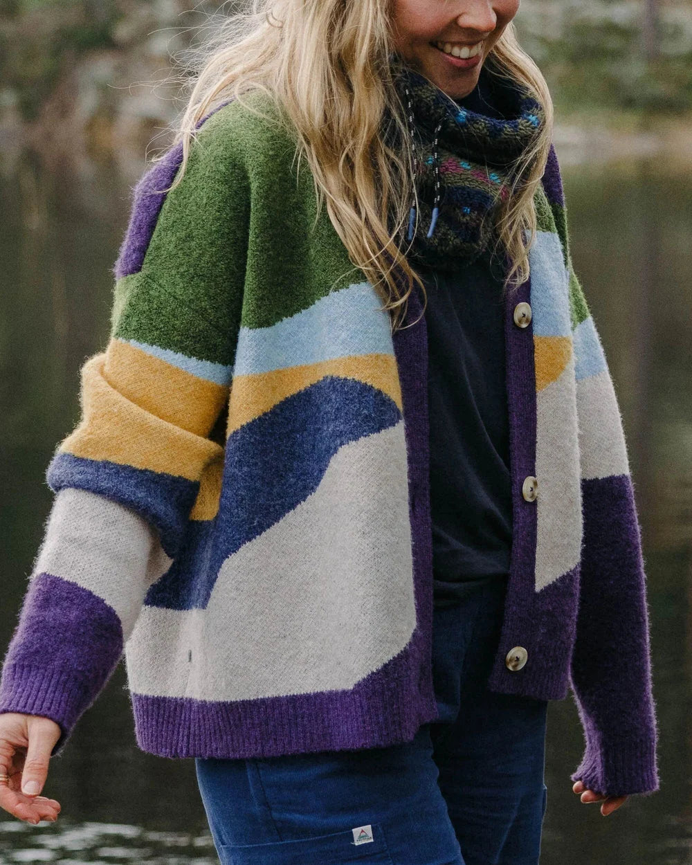 Passenger Women's Scenic Recycled Knitted Cardigan