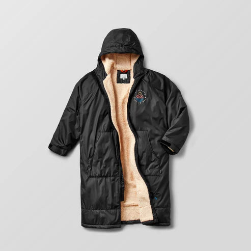 Escapism Recycled Sherpa Lined Changing Robe | Passenger | Portwest - The Outdoor Shop