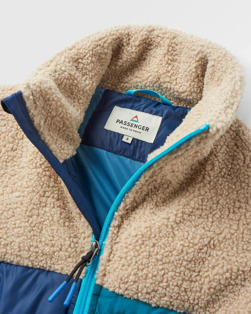 Inspire Recycled Insulated Jacket | Passenger | Portwest - The Outdoor Shop