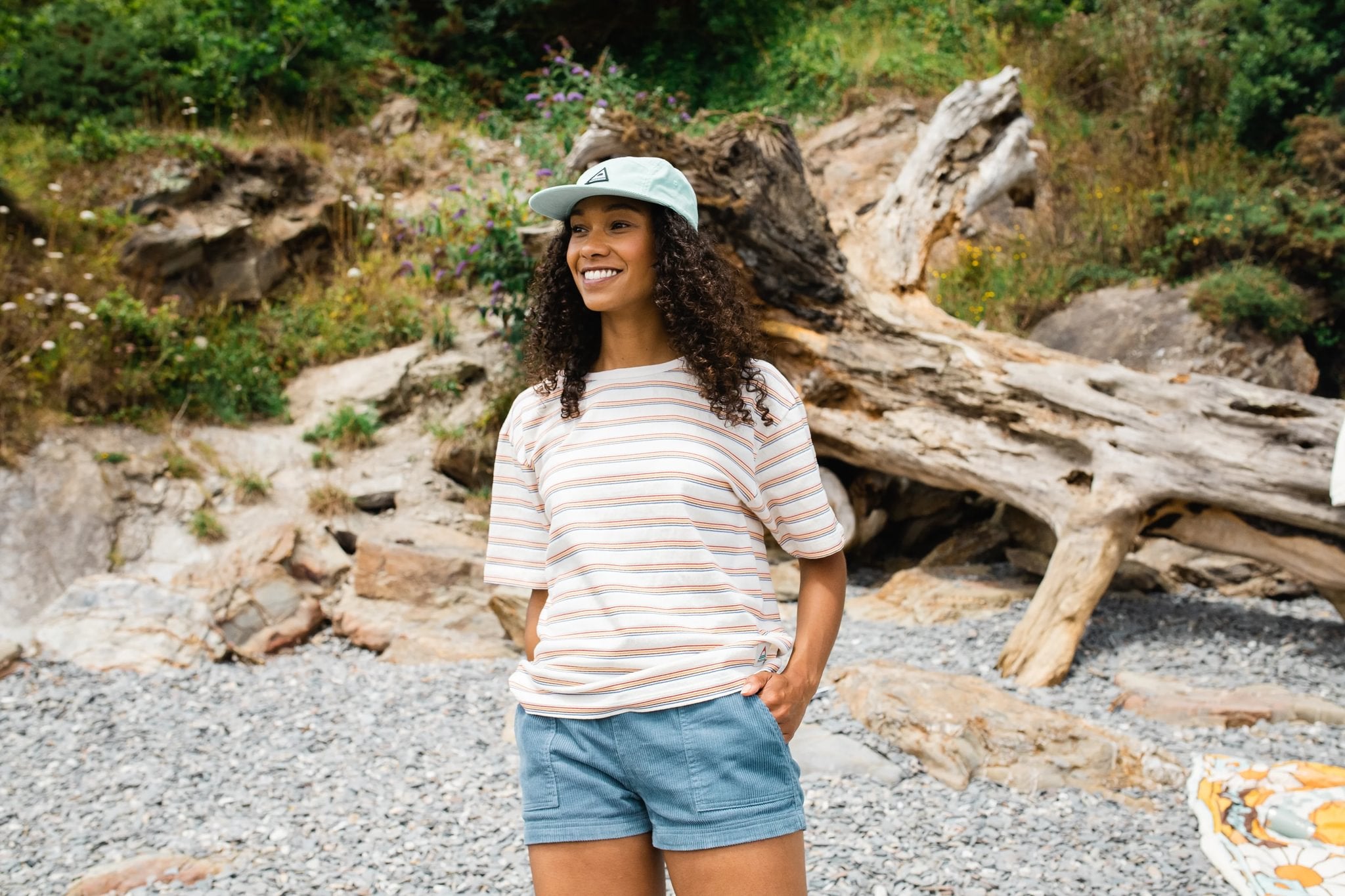 Passenger Women's Retro Vibes Organic Cotton T-Shirt | Passenger | Portwest - The Outdoor Shop