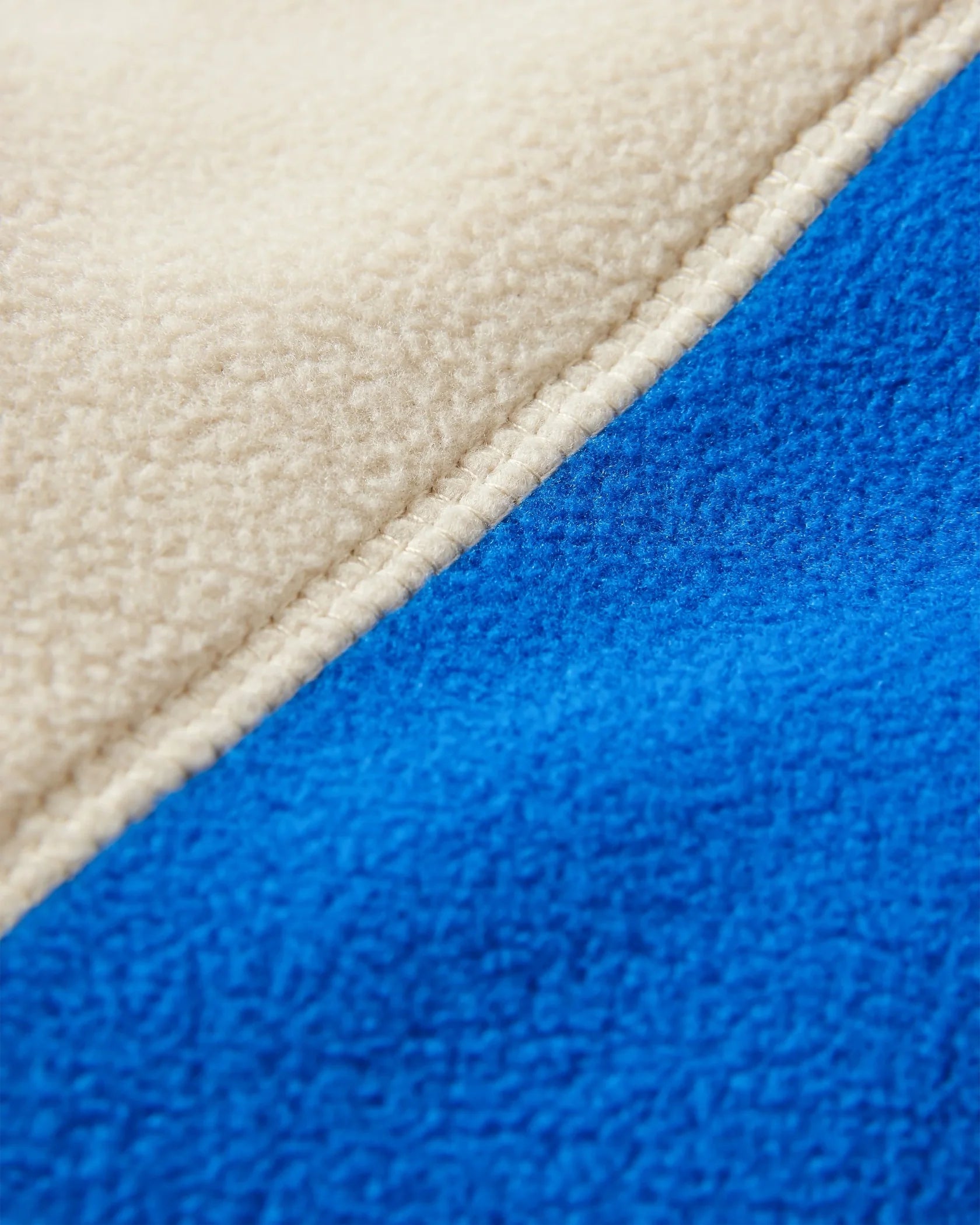 Alexander Recycled Polar Hooded Fleece | Passenger | Portwest - The Outdoor Shop