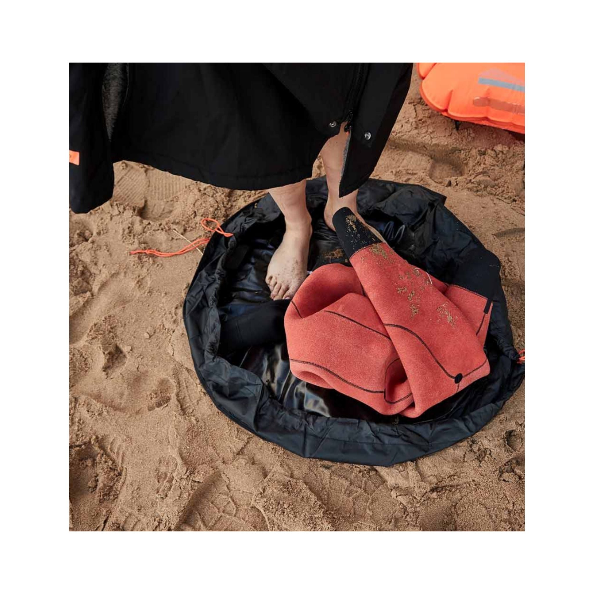 Zone3 Wetsuit Changing Mat | Zone 3 | Portwest - The Outdoor Shop
